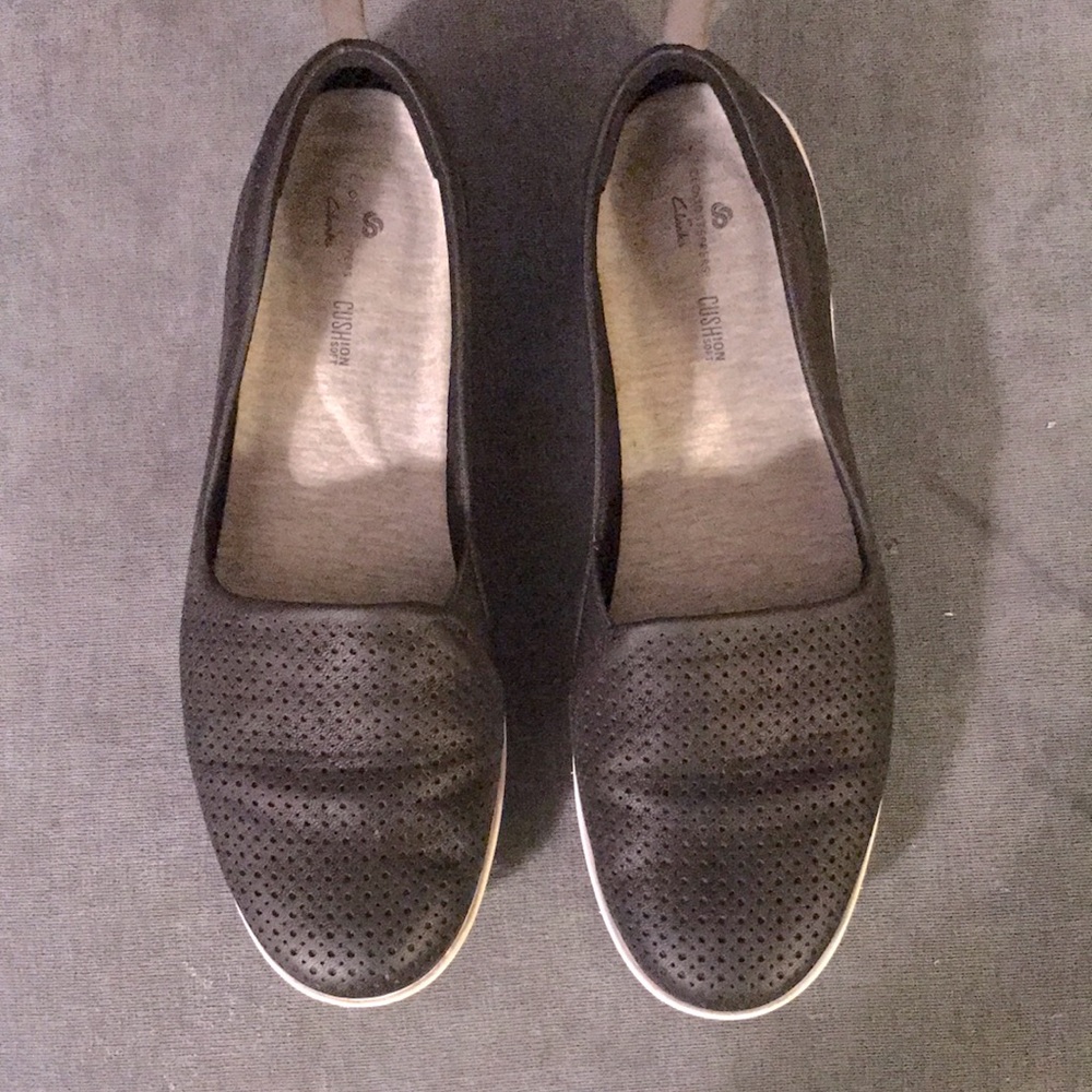 Clarks Cloud Steppers, size 9 1/2 narrow, black